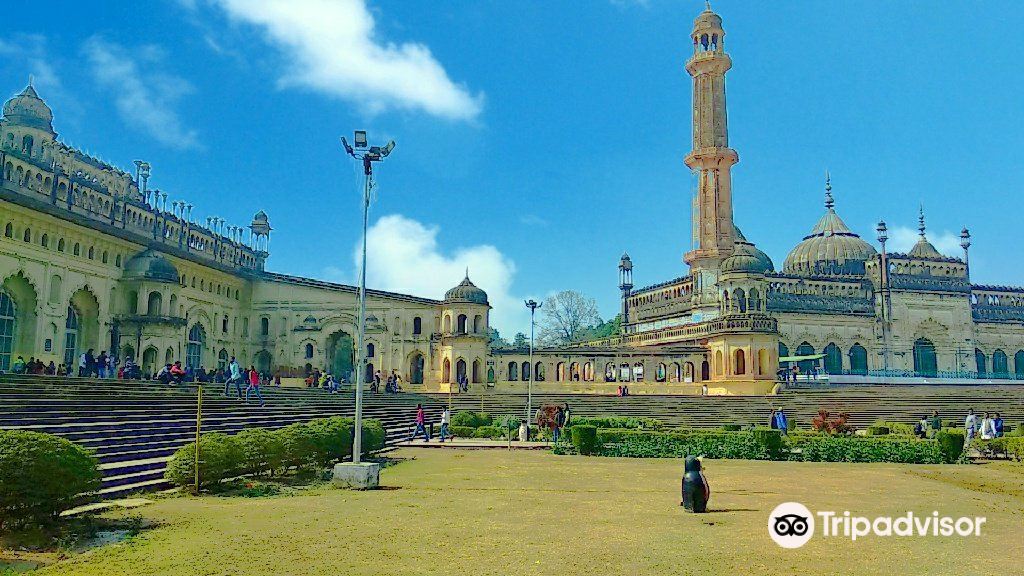 Dhangarhi to Lucknow Flights