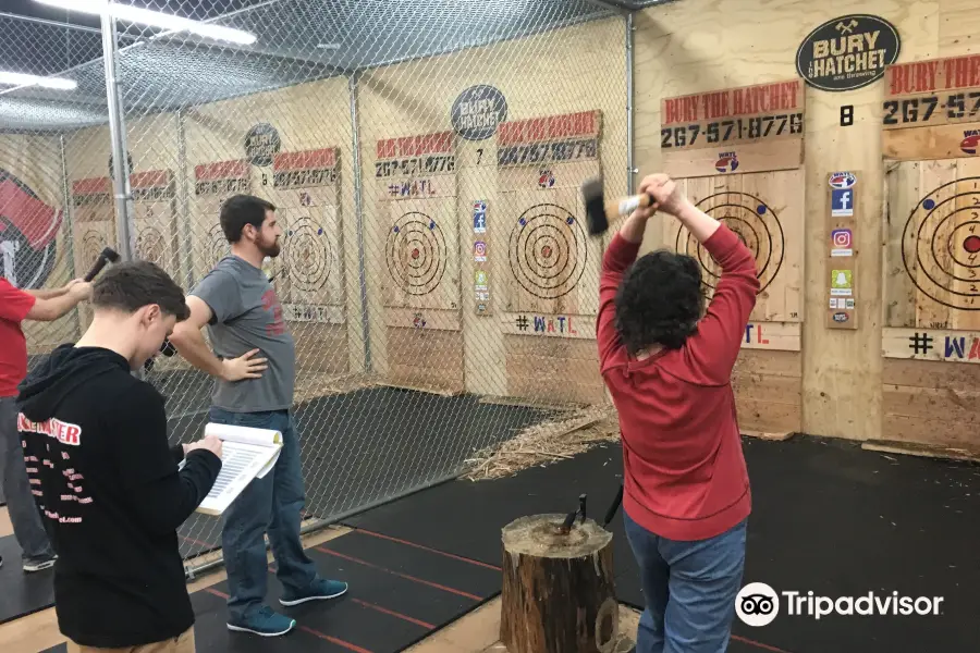 Bury The Hatchet Bucks County - Axe Throwing