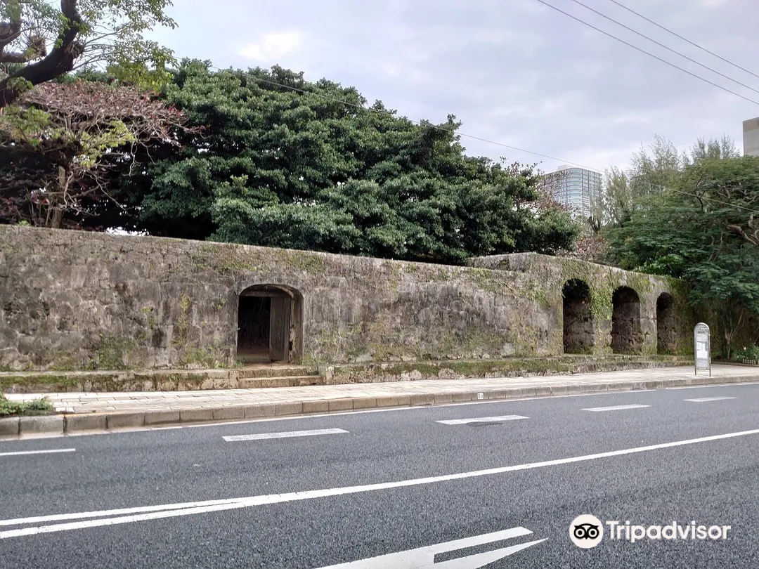 4_舊崇元寺石門