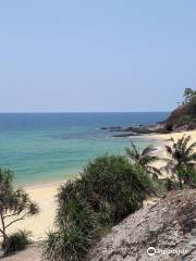 Pantai Teluk Bidara