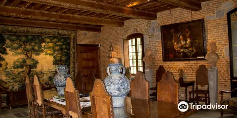 Chateau et Jardins de Freyr -Waulsort