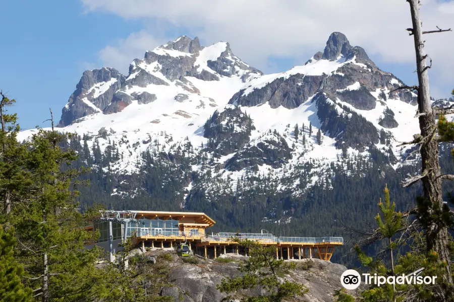 Sea to Sky Gondola Summit Lodge