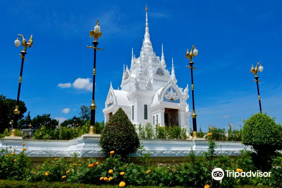 City Pillar Shrine (San Lak Muang)