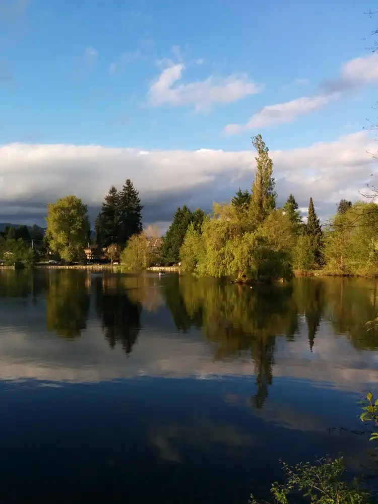 Hotels near Como Lake Park