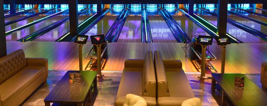 Alley Cats Entertainment and Putt-Putt Golf Center