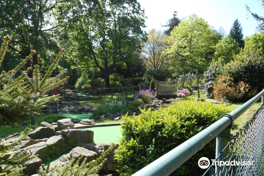 Victoria Falls Adventure Golf