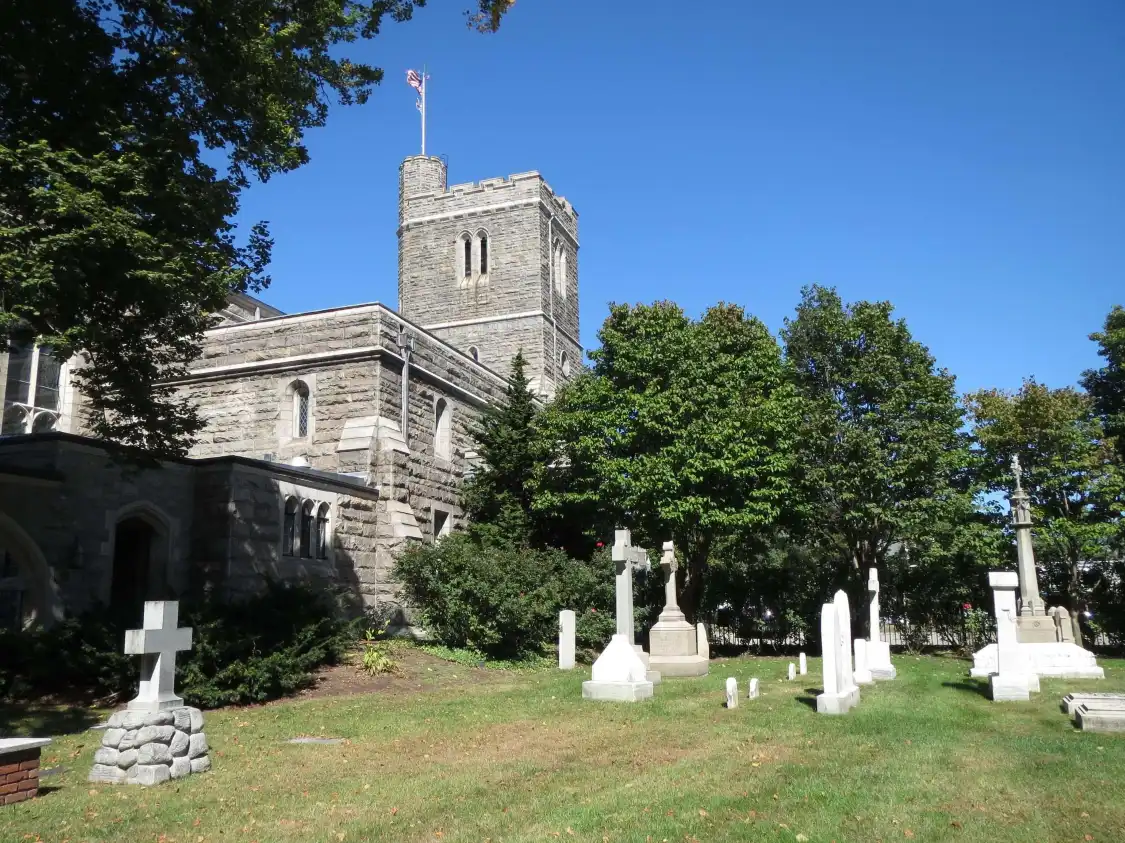 Hotels near St. Peter's Episcopal Church