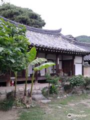 Hangae Village