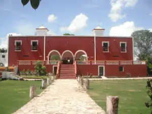 Hacienda Cenote Oxmán