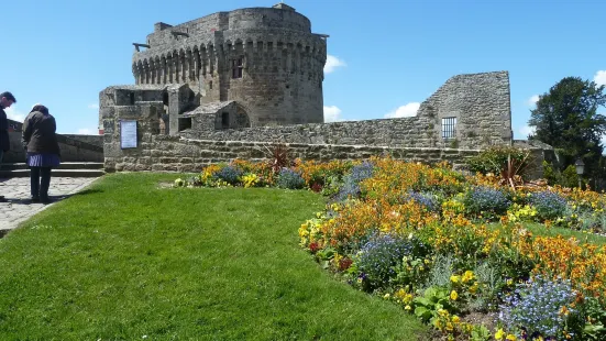 Dinan Castle