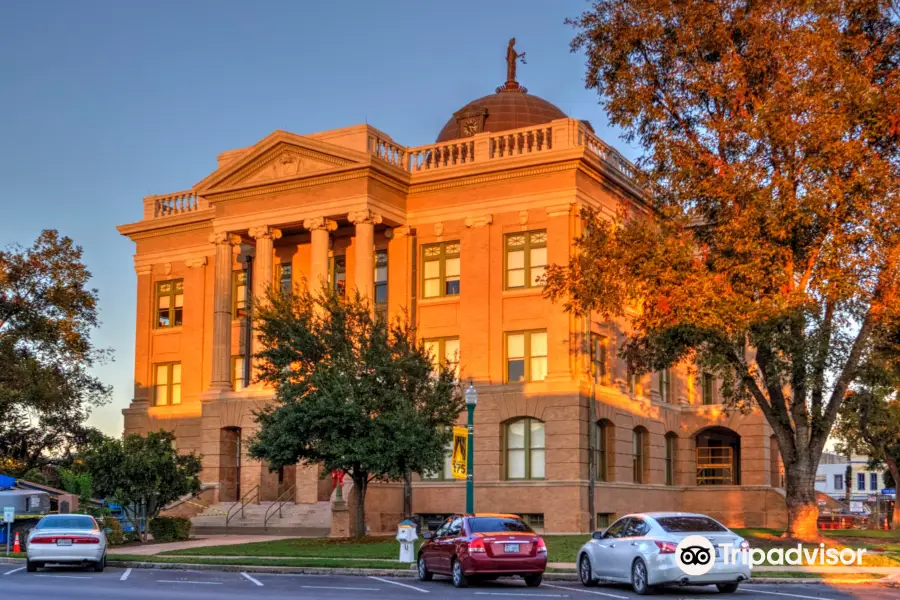 Historic Williamson County Courthouse