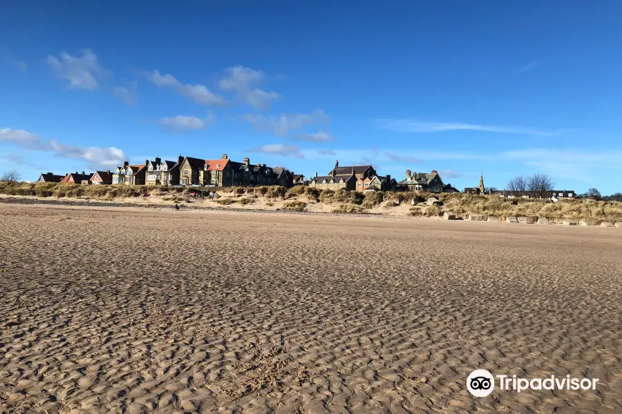 Alnmouth Beach