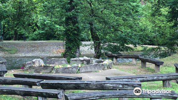 Oconaluftee Island Park