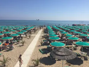 Lido Anna Beachclub Pizzeria Ristorante
