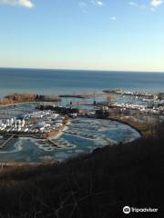 Bluffer's Park Marina