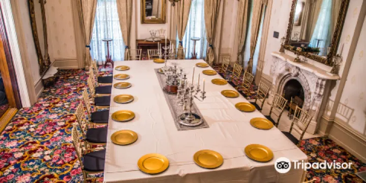 Jemison-Van de Graaff Mansion