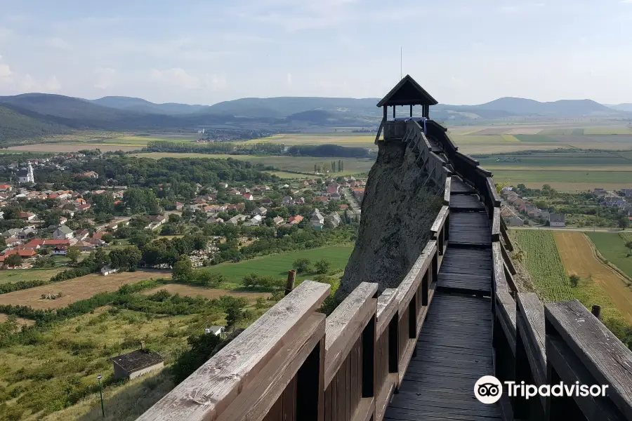 Boldogkő Castle