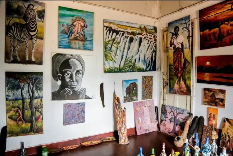 Hotels near Livingstone Museum