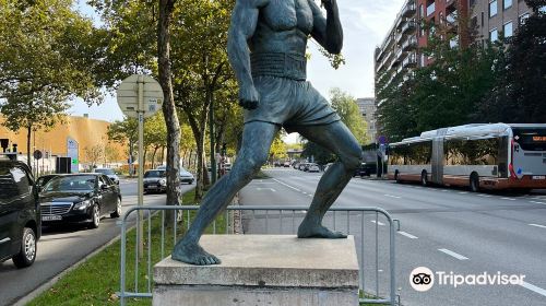 Jean Claude Van Damme Statue