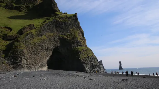 Reynisdrangar