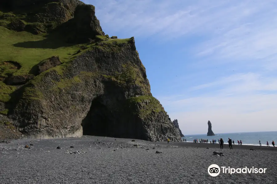 Reynisdrangar