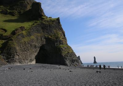 Reynisdrangar