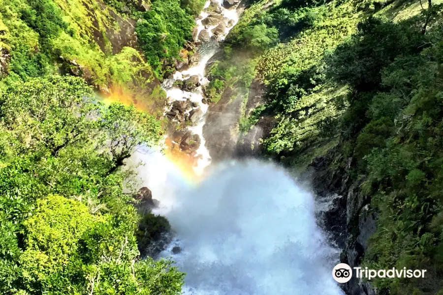 Mtarazi Falls