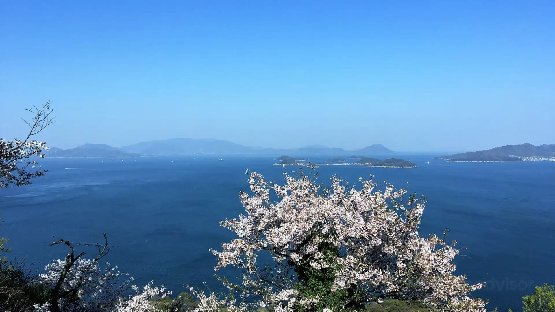 Hotels near Megijima