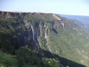 Nohsngithiang (Seven Sisters) Falls