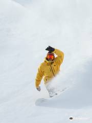 Hoys Mt Hotham Ski Shop