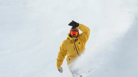 Hoys Mt Hotham Ski Shop