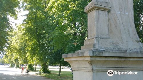 Statue of King William IV