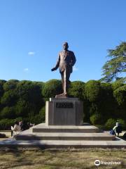 Bronze statue of Ikeda Hayato