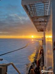 Polar Explorer Icebreaker