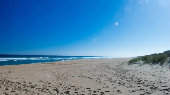 Lakes Entrance Beach