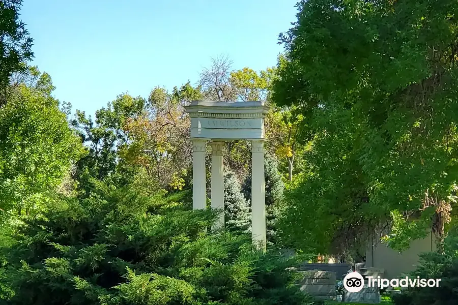 Evergreen Cemetery