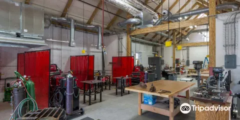 AVA Gallery and Art Center