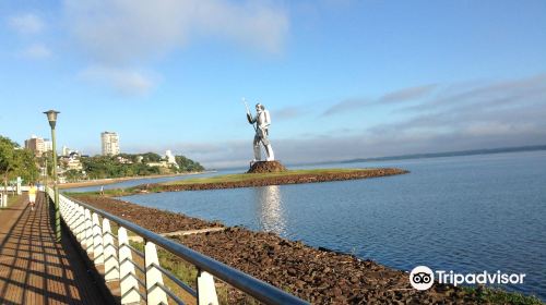 Monumento Andres Guazurari