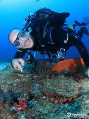 Peri Peri Divers Tofo | Scuba Dive Center