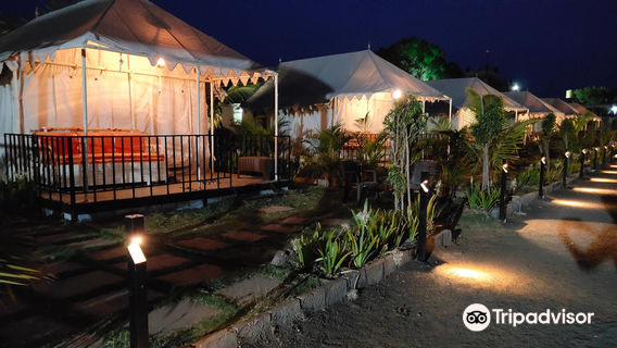 Uniwonders - Resort & Theme Parks