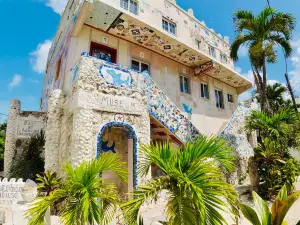 Dolphin House Museum / $10pp