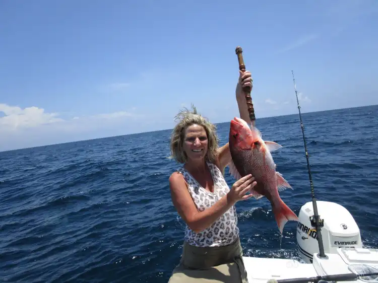 Các khách sạn gần Salty Fish Coastal Outfitters
