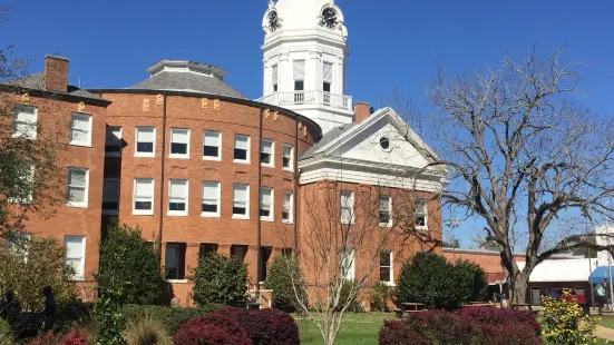 Old Monroe County Courthouse and Heritage Museum