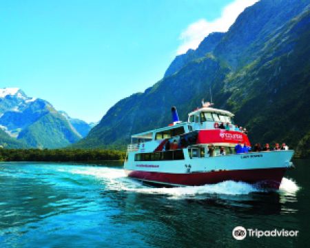 香港-米爾福德桑德 機票酒店 自由行