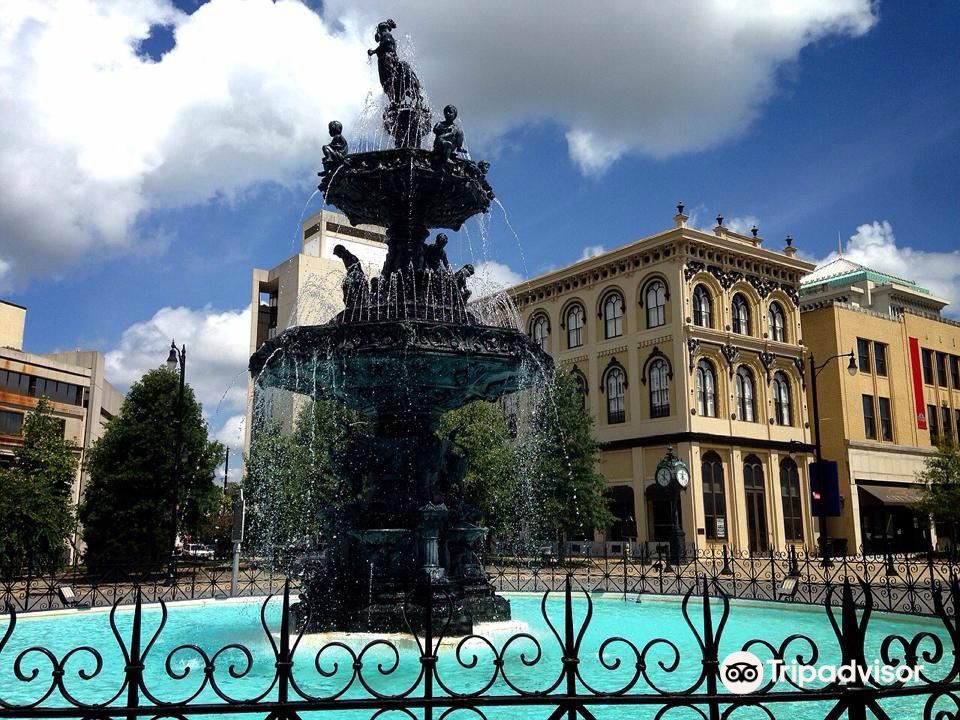 Court Square Fountain - Artesian Basin