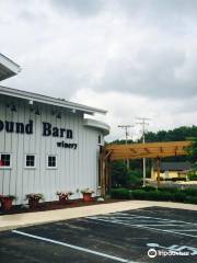 Round Barn Tasting Room - Union Pier