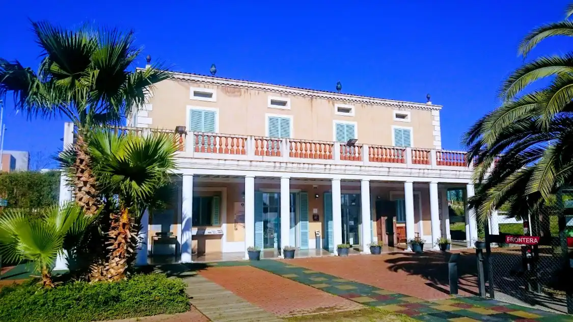 Hotel in zona History of Immigration in Catalonia Museum