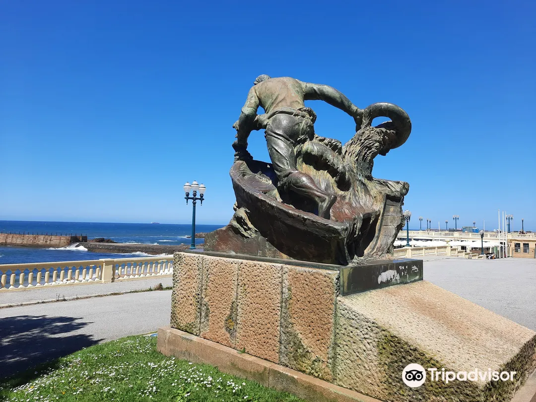 2_Estatua do Salva Vidas