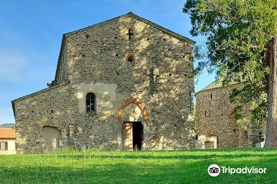 Basilica di San Vincenzo in Galliano