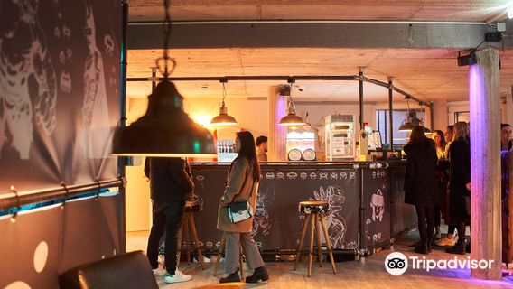 7th Space Langenfeld - Virtual Reality, Fun Bowling, Axtwerfen & more!